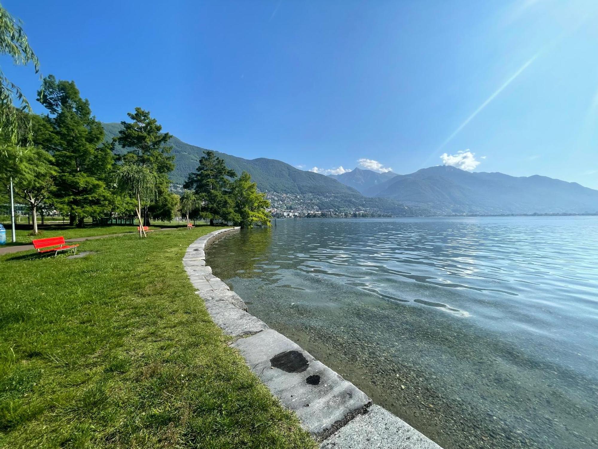 Locarno: Casa Lidoアパートメント エクステリア 写真